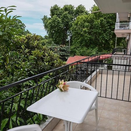 Paralía Skotínis Hotel Geromichalos מראה חיצוני תמונה